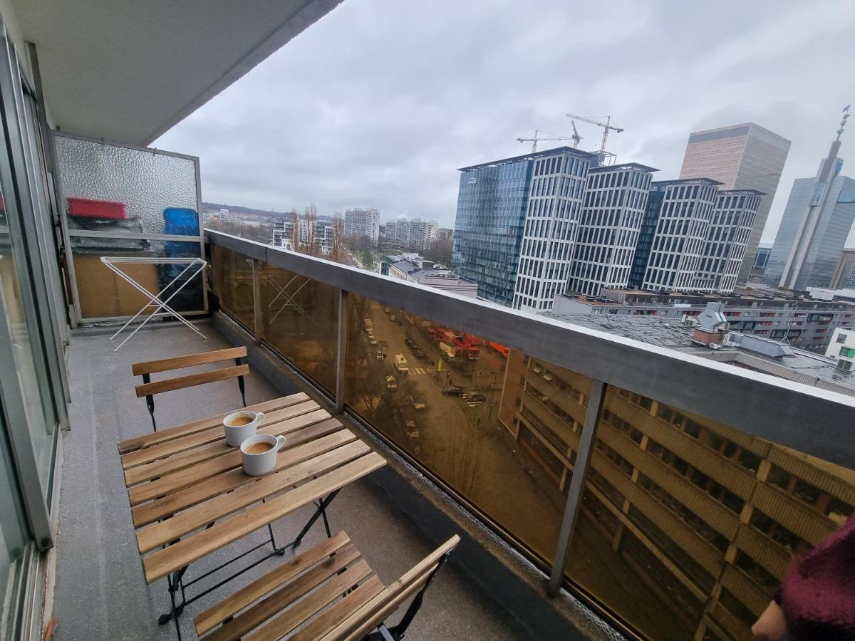 Panoramic View Studio Apartment Брюксел Екстериор снимка