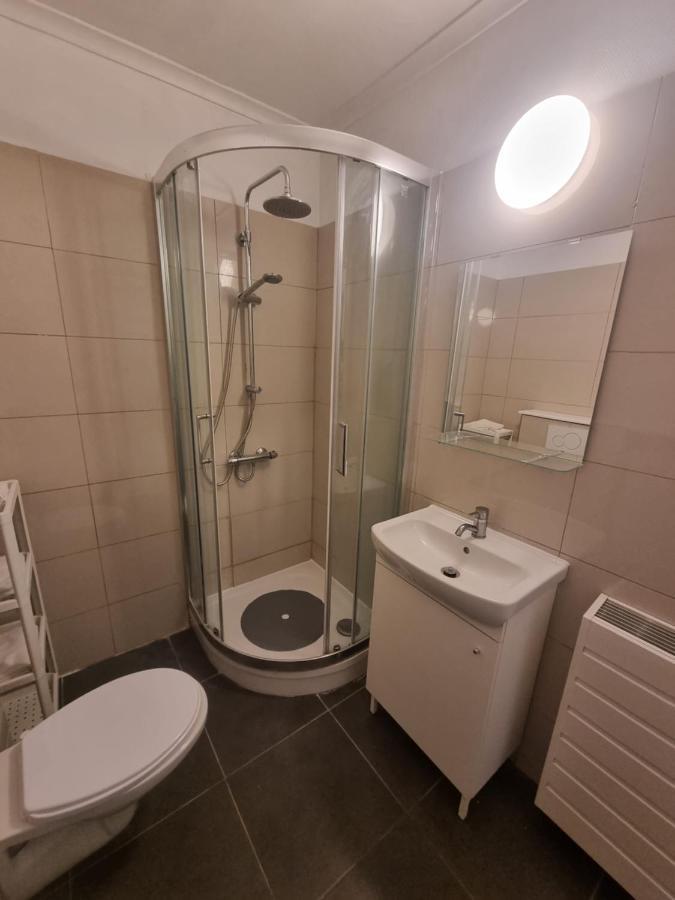 Panoramic View Studio Apartment Брюксел Екстериор снимка