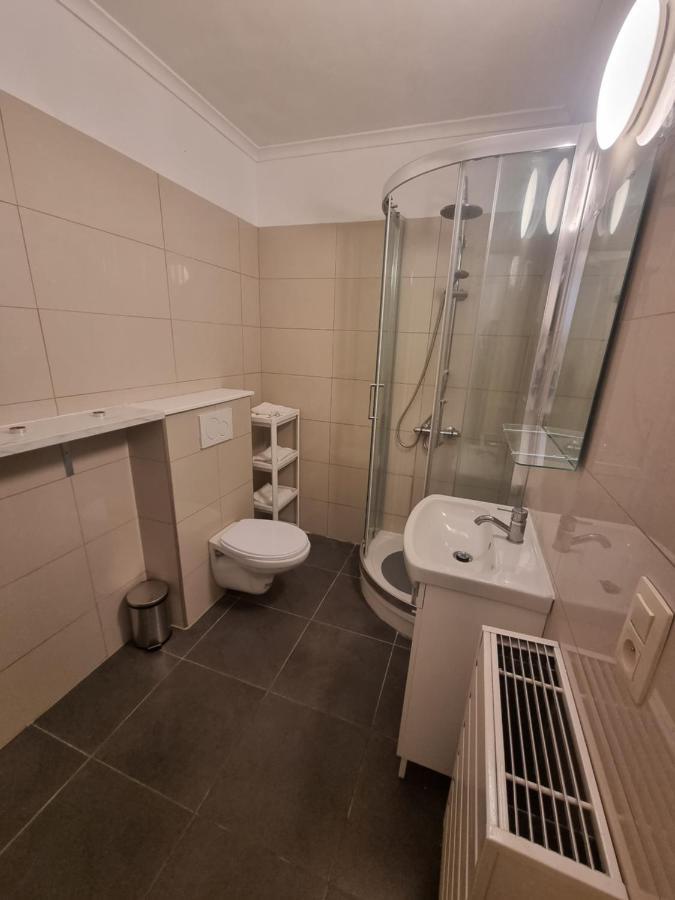 Panoramic View Studio Apartment Брюксел Екстериор снимка