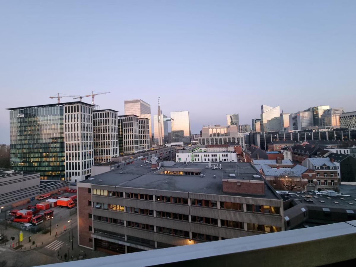 Panoramic View Studio Apartment Брюксел Екстериор снимка